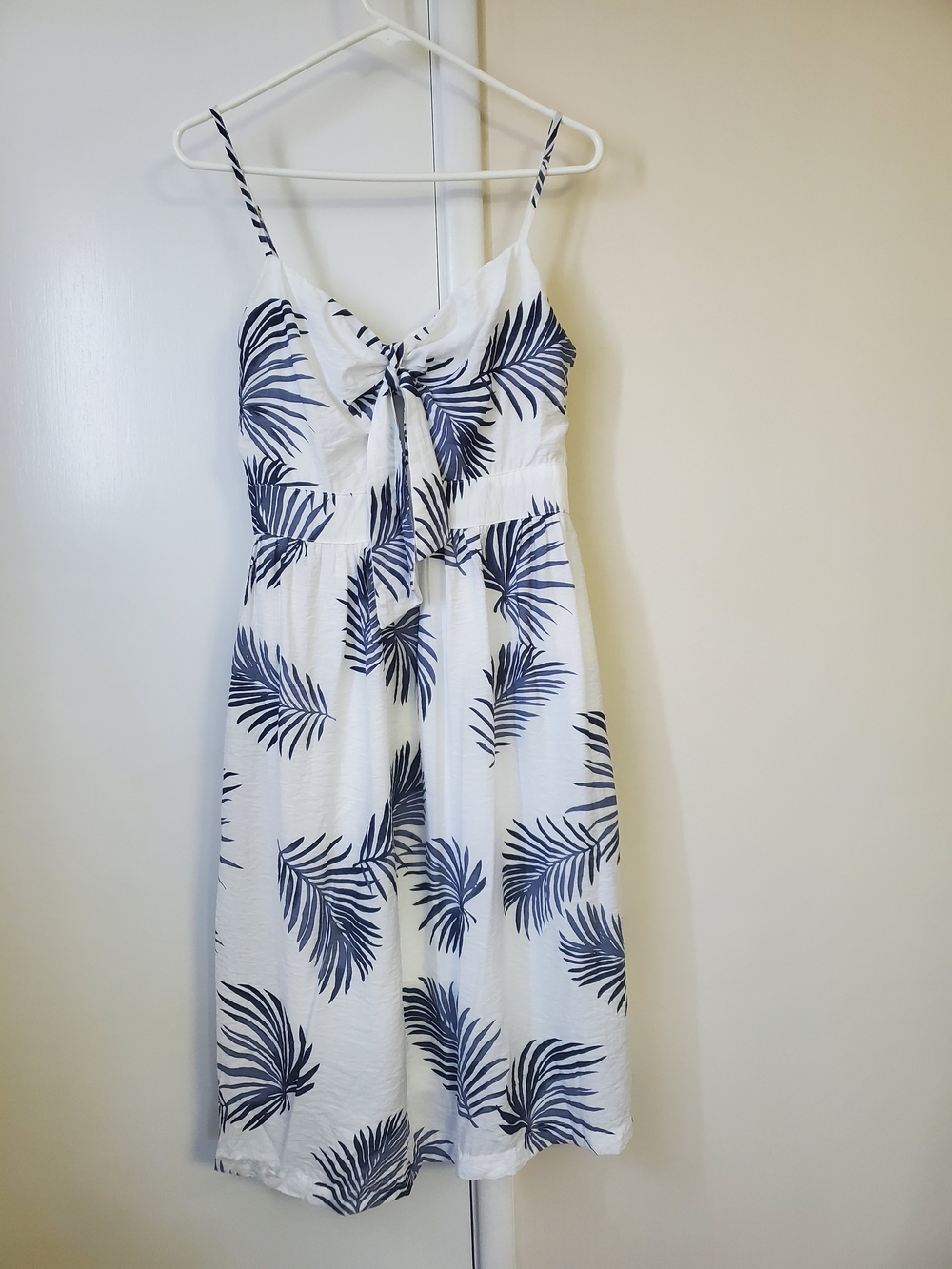 White & Navy Palm-Print Tie-Front Sundress